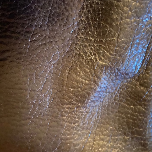 Beautiful exquisite genuine leather portfolio - Picture 10 of 16